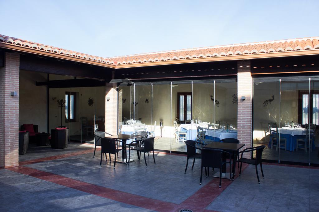 Hotel-Restaurante Casa Blava Альсира Экстерьер фото